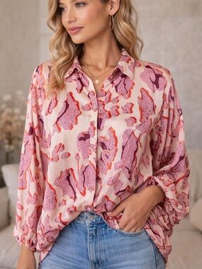 Silky Painterly Blouse XL Flowy Batwing Pink Red Artistic Boho Top‎